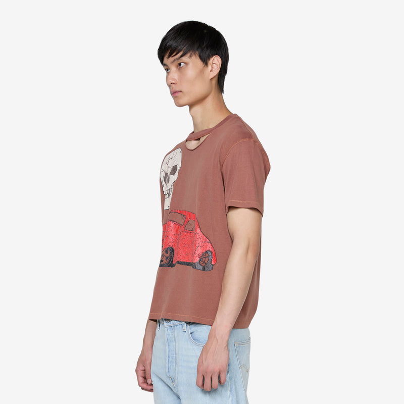 Unisex Ripped Collar Skull Red Car T-Shirt Brown