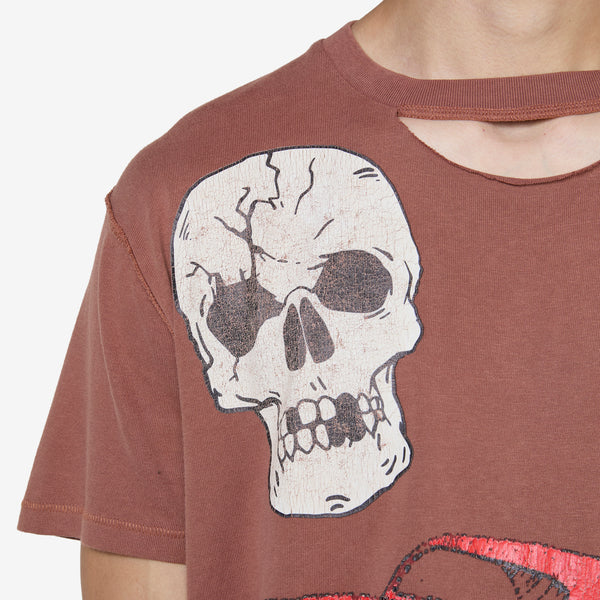Unisex Ripped Collar Skull Red Car T-Shirt Brown