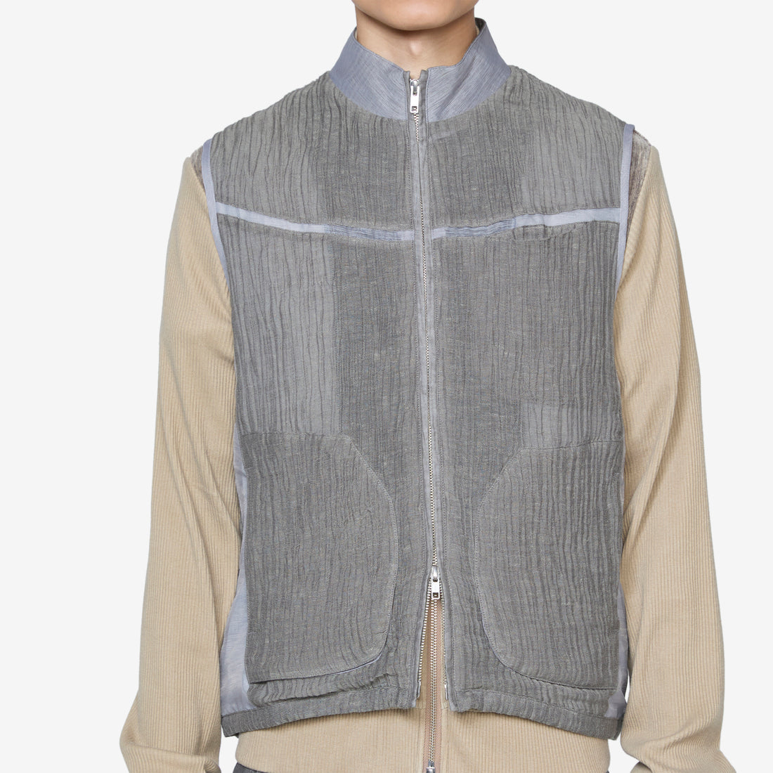 Ep.5 01 Vest Gray Jackets