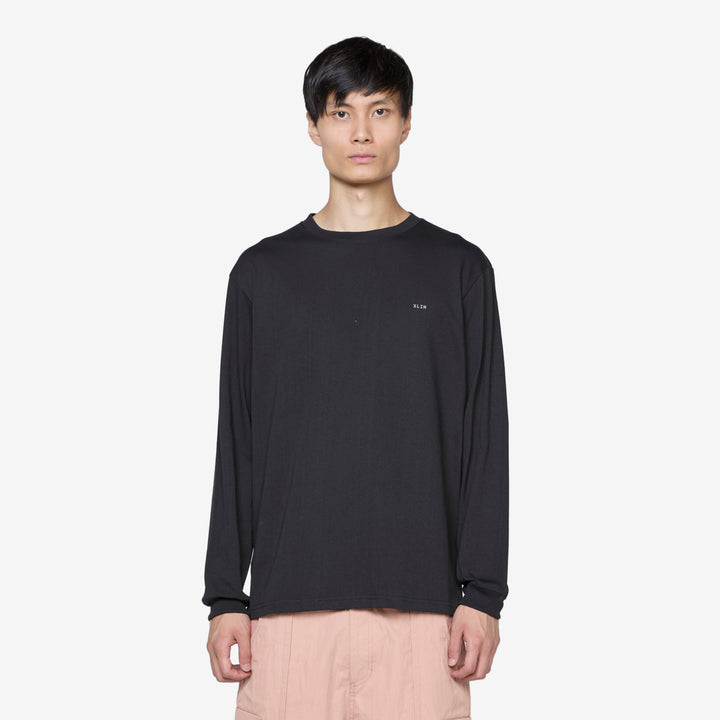 Ep.5 01 Longsleeve Black Front