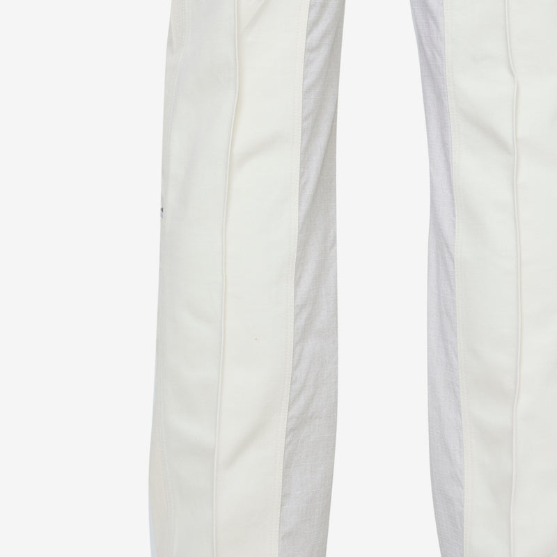 Ep.5 06 Trousers Ivory