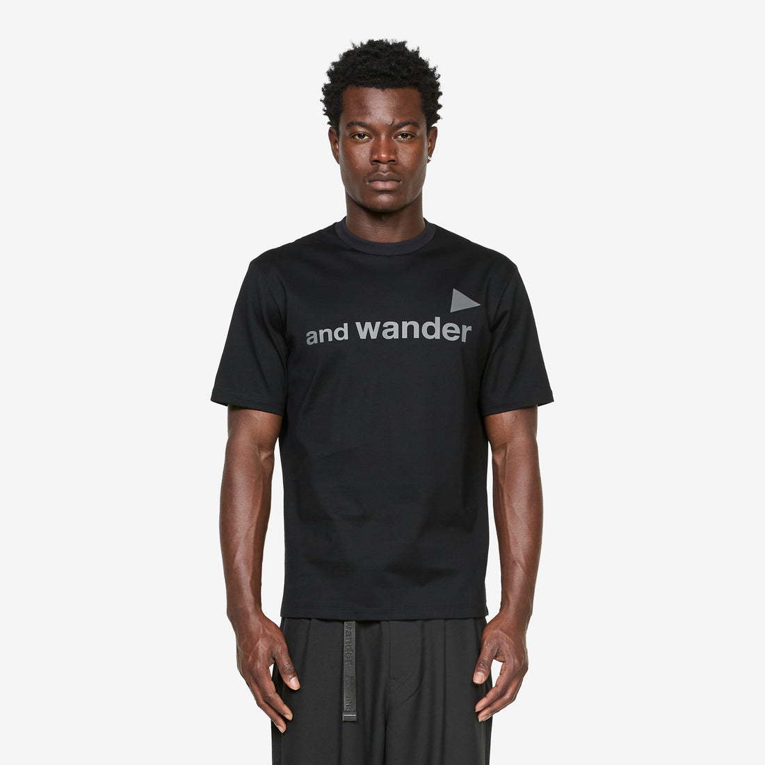 and wander Ref T-Shirt (M) Black Tees