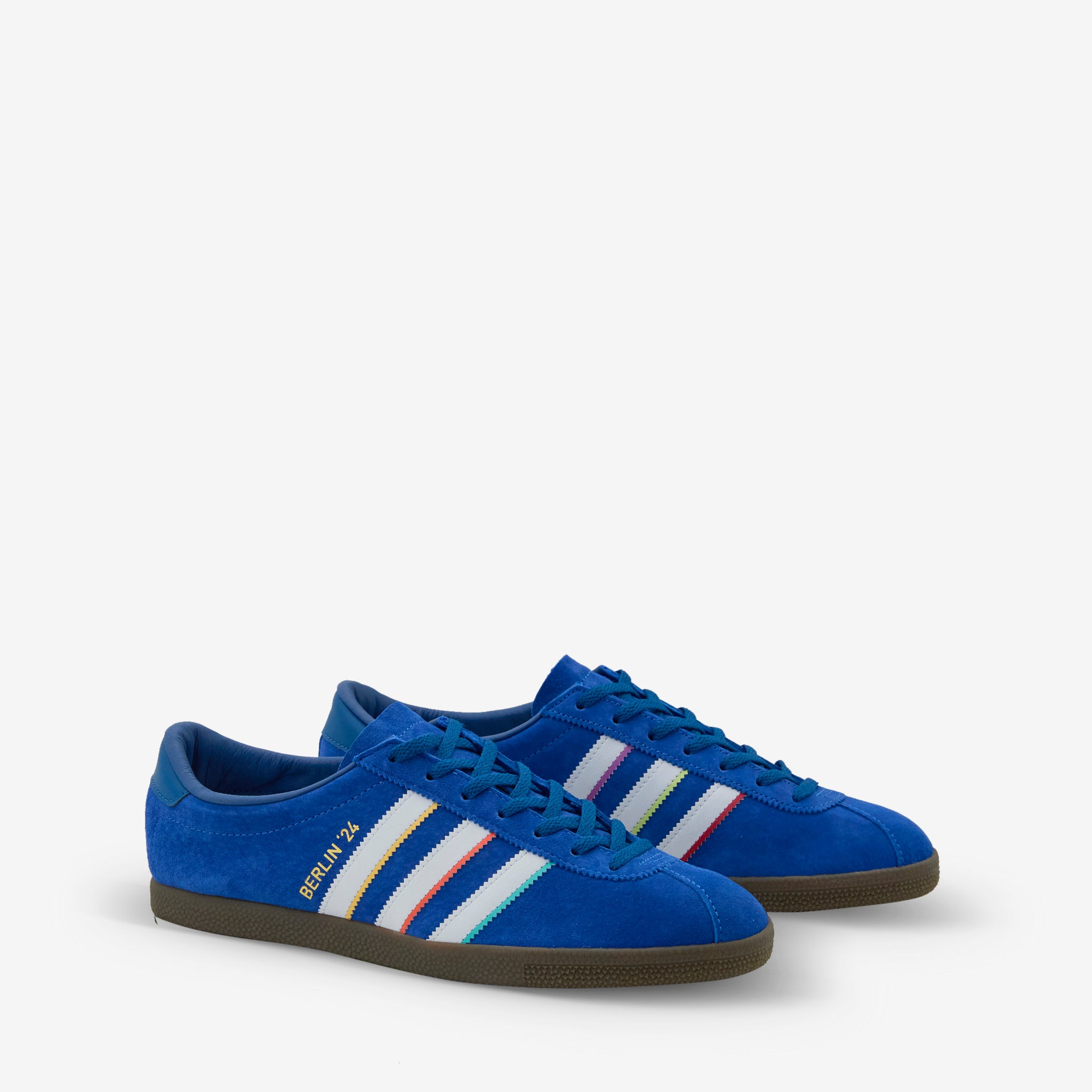 Berlin 24 Blue | Cloud White | Dark Marine – Above The Clouds