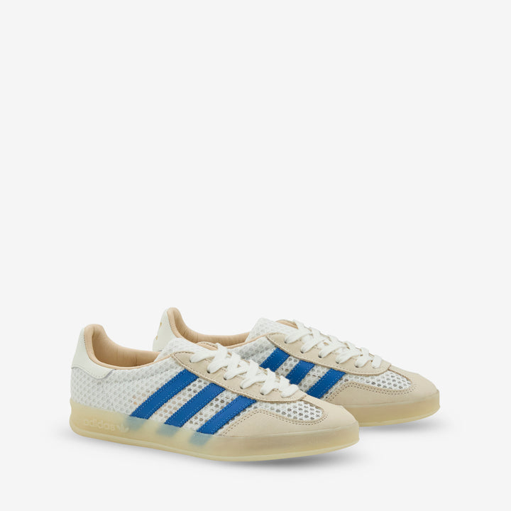 Gazelle Indoor Off White | Focus Blue | Warm Vanilla Above The Clouds Gazelle Indoor Off White | Focus Blue | Warm Vanilla Above The Clouds