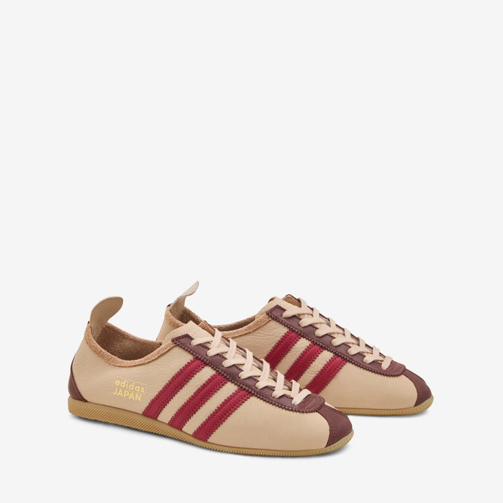 Japan Magic Beige | Team Victory Red | Gold Metallic Front