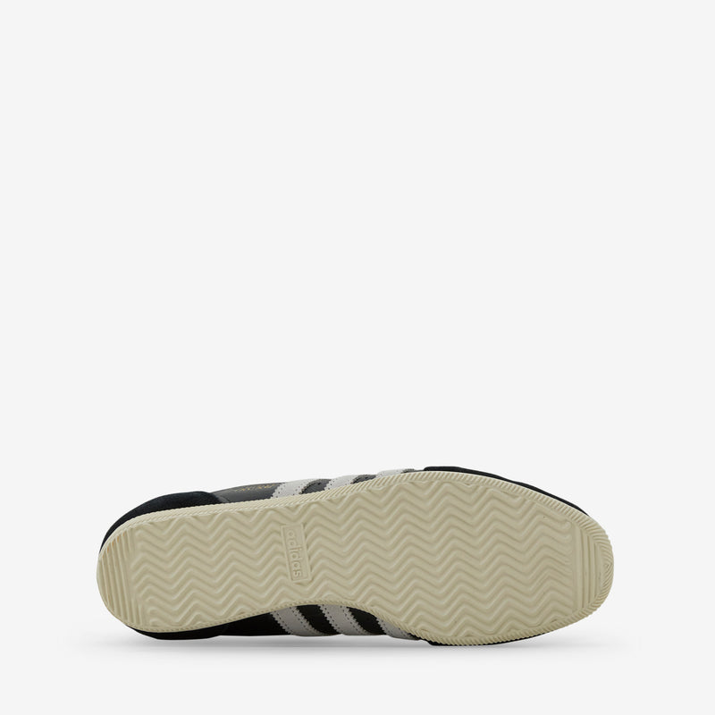 Women's Japan Core Black | Cloud White | Gold Metallic Footwear