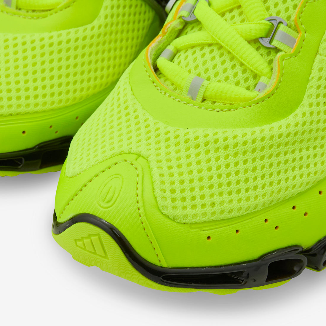 Megaride Solar Yellow | Core Black | Matte Silver Footwear