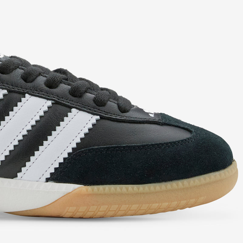 Samba MN Core Black | White | Gum Footwear
