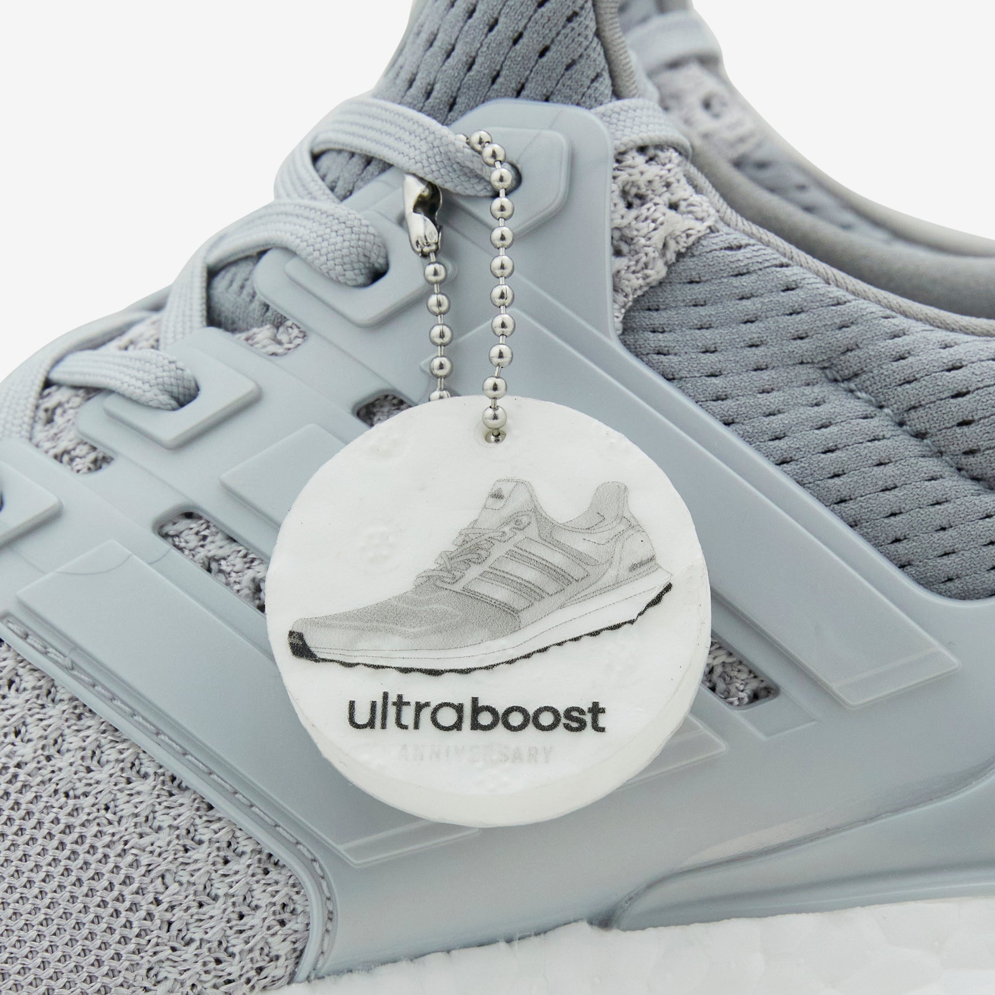 adidas ultra boost silver metallic