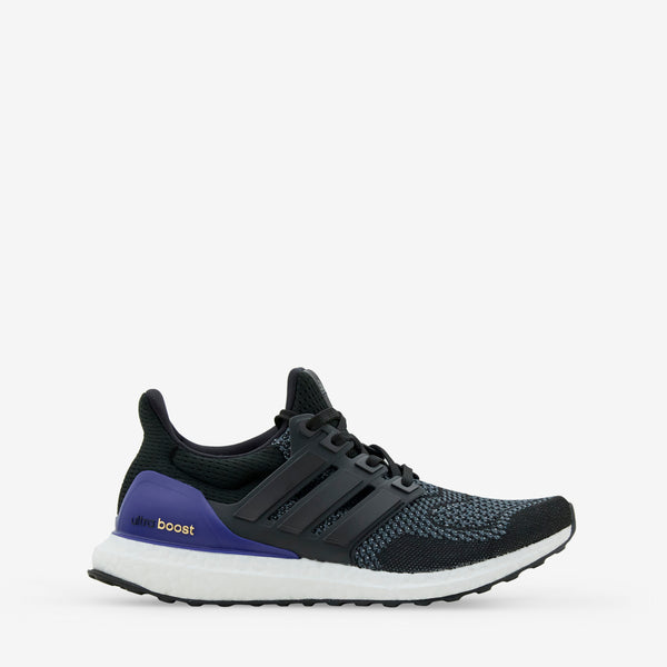 UltraBoost Core Black | Core Black | Gold Metallic Footwear