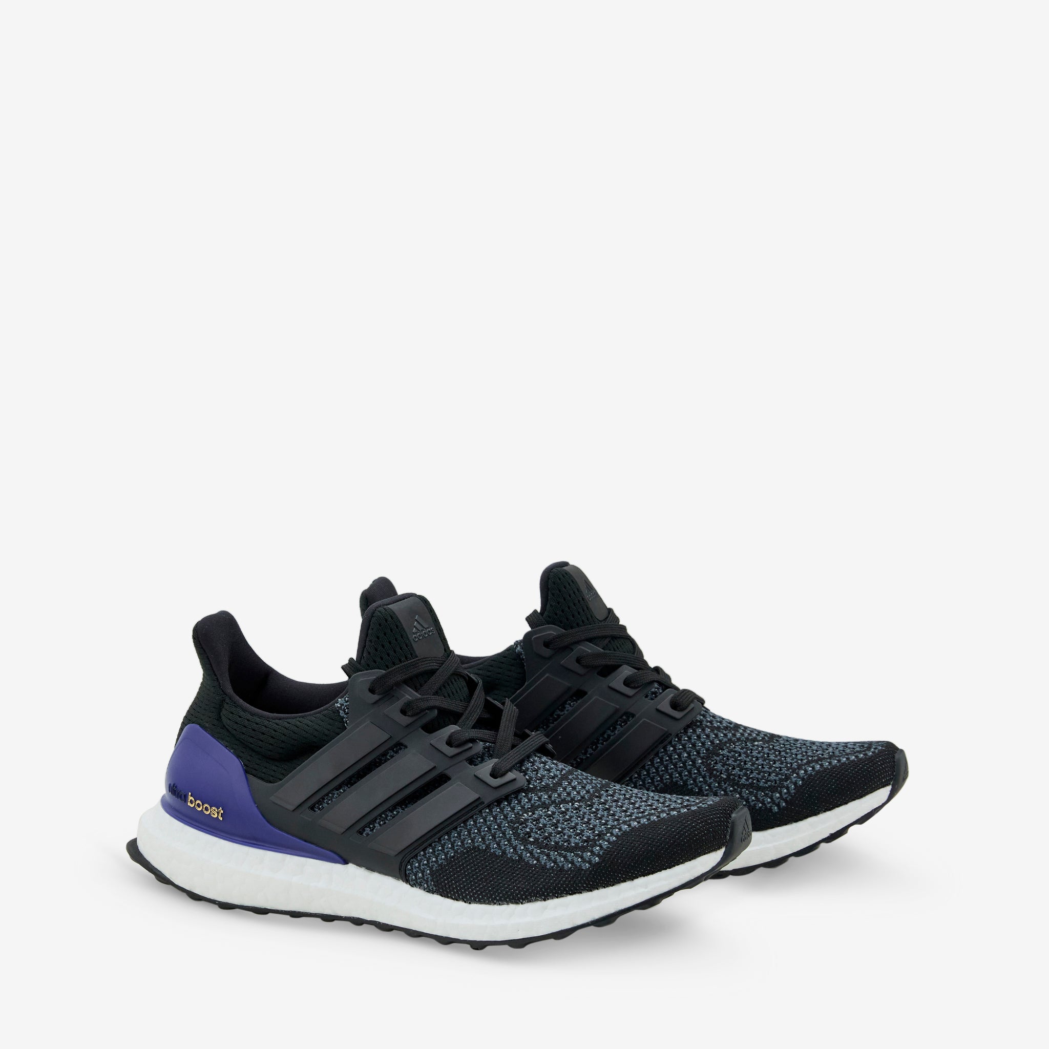 adidas ultra boost w core black & gold metallic