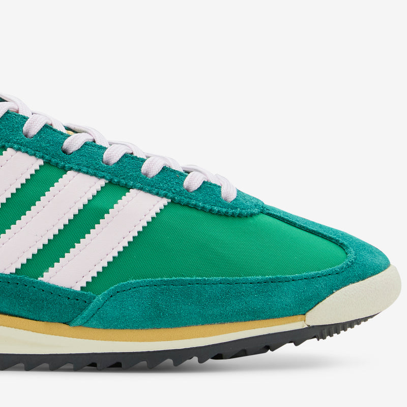 Green hotsell 72 nike