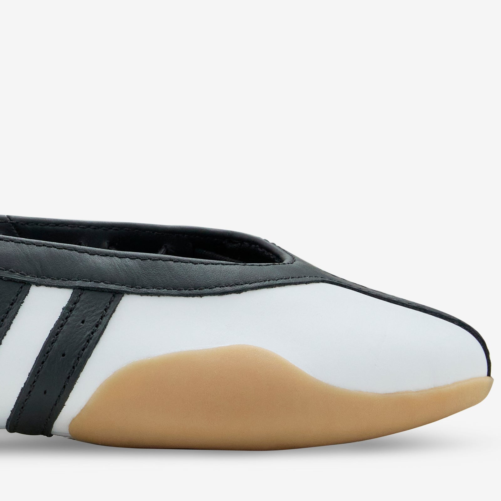 Women's Taekwondo Mei Ballet Cloud White | Core Black | Gum