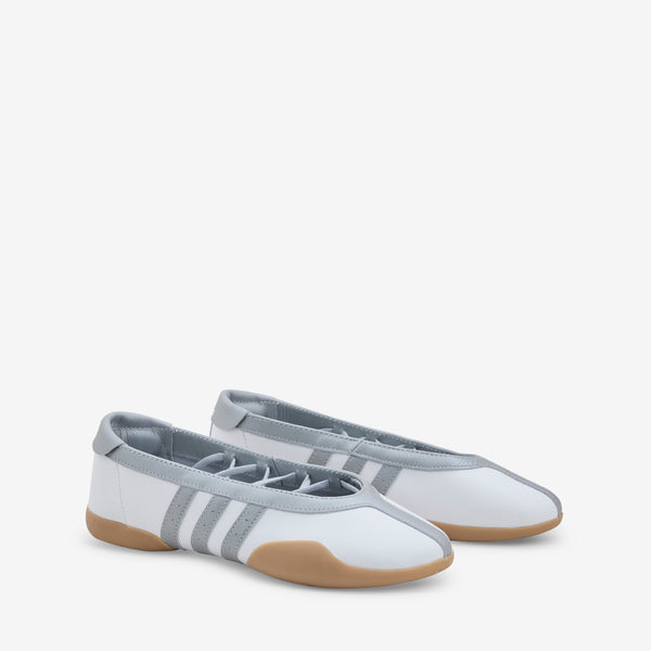 Women's Taekwondo Mei Ballet Cloud White | Metallic Silver | Gum Footwear
