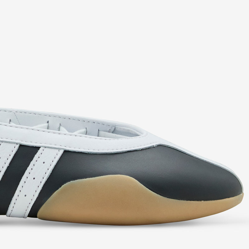 Women's Taekwondo Mei Ballet Core Black | Cloud White | Gum Footwear