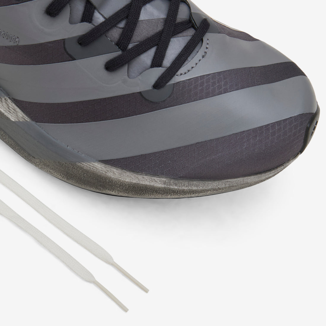 Y-3 Adios 9 Black | Grey Five | Off White Footwear