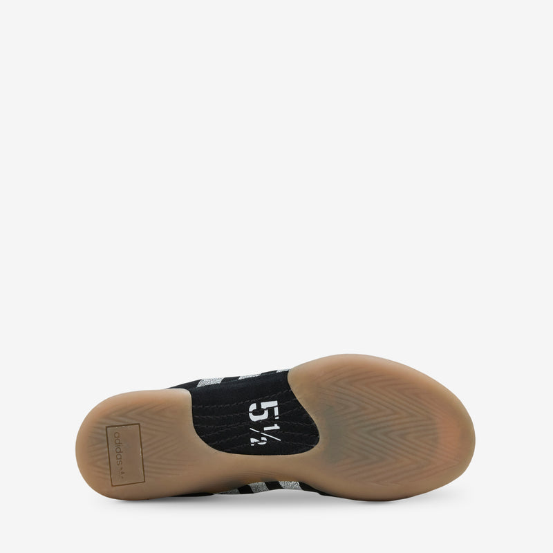Song for the Mute x Women's Taekwondo Mei Black Footwear