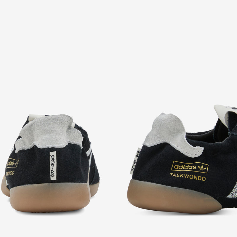 Song for the Mute x Women's Taekwondo Mei Black Footwear