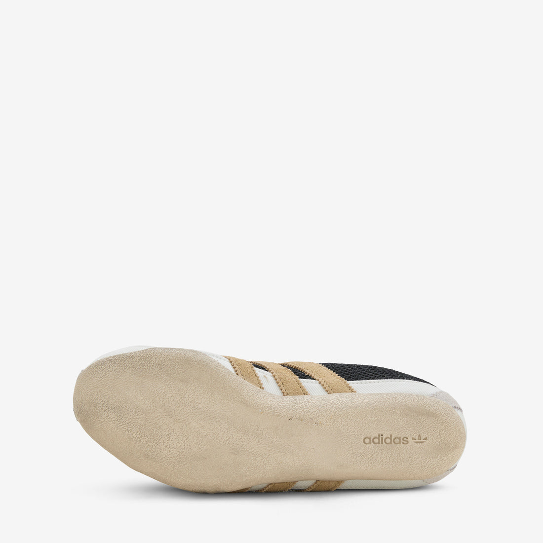 Song for the Mute x Women's Tokyo Core Black | Beige Tone | Gold Metallic Footwear
