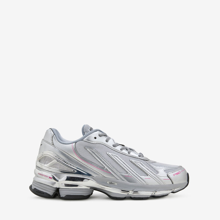 SP5DER x F50 Formotion Silver Metallic | Core Black | Supplier Colour