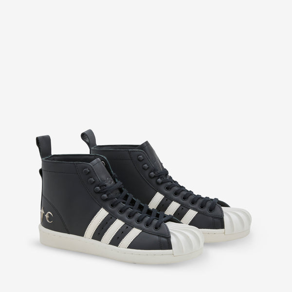 Thug Club x Superstar Boot Luxe Core Black | Off White | Core Black Footwear