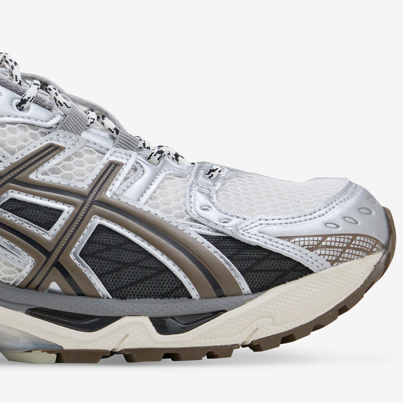 Gel-Nimbus 10.1 Cream | Pure Silver Footwear