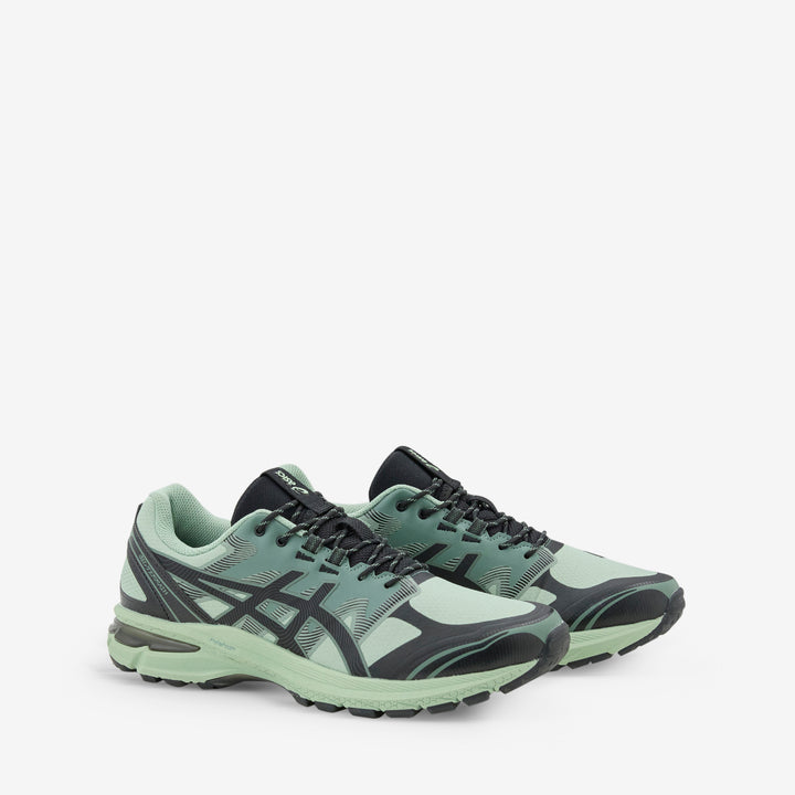 GEL-Terrain Dark Jade | Black Front