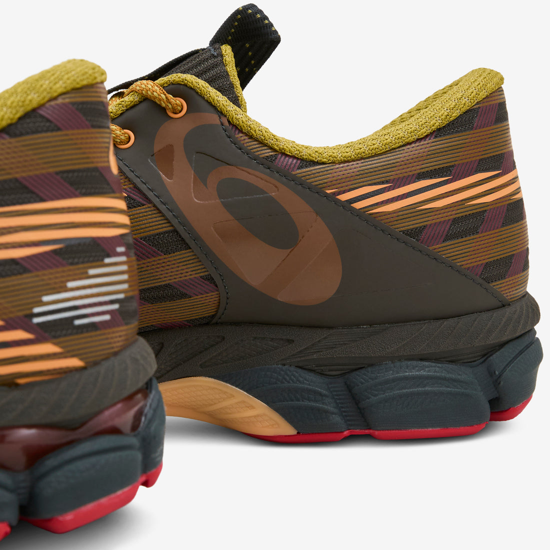 US8-S Gel-SJ33 Black Coffee | Orange Lily Footwear
