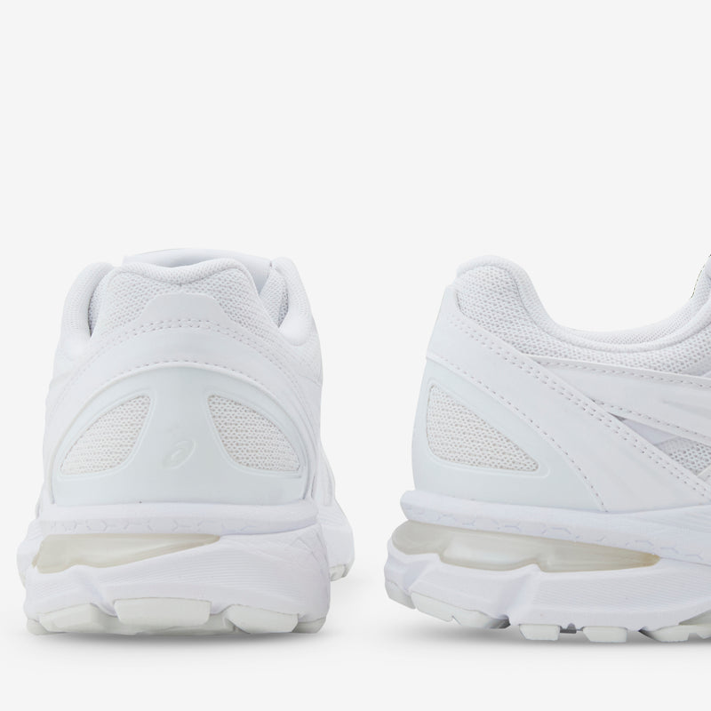 COMME des GARÇONS SHIRT × Asics Gel-Terrain White Footwear