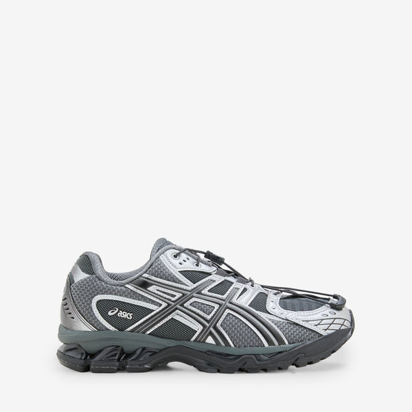 UNAFFECTED x Gel-Nimbus 10.1 Silver | Black Footwear