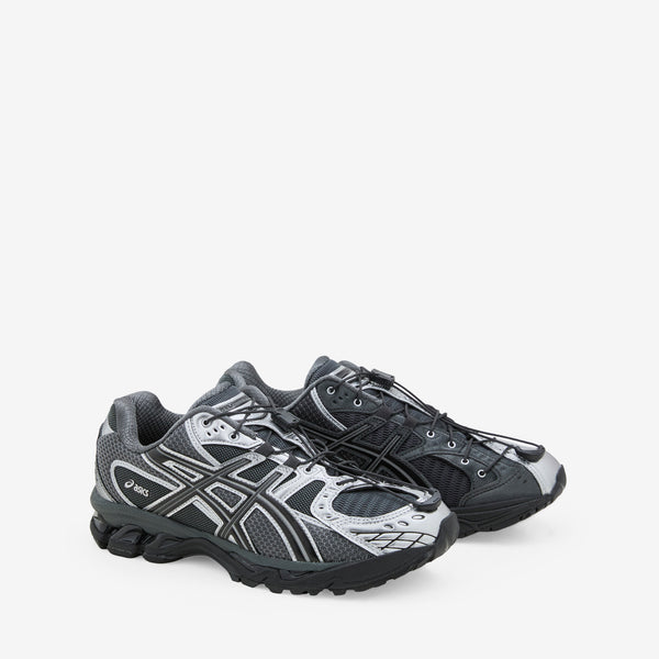 UNAFFECTED x Gel-Nimbus 10.1 Silver | Black Footwear