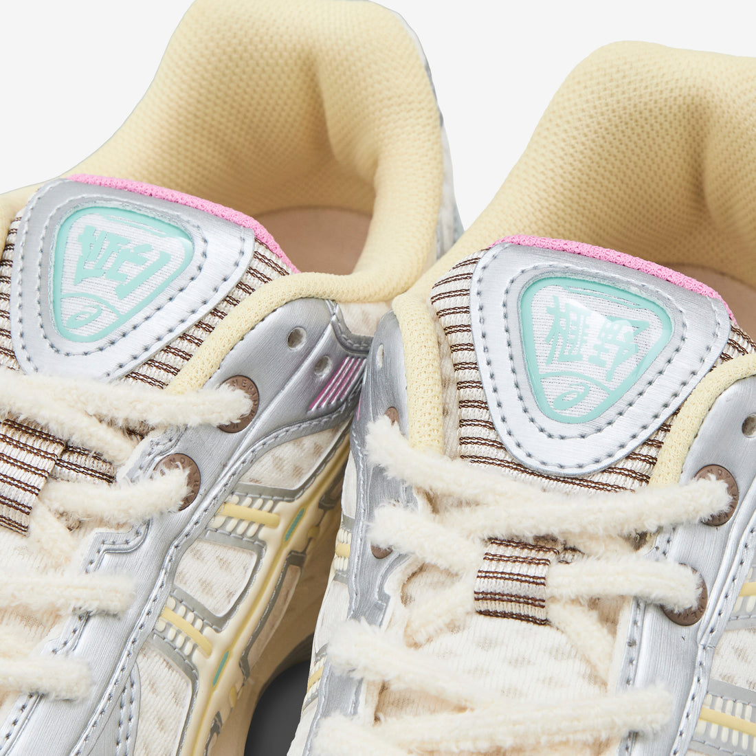 VANDYTHEPINK x Gel-Kayano 12.1 Antique White | Antique White Footwear