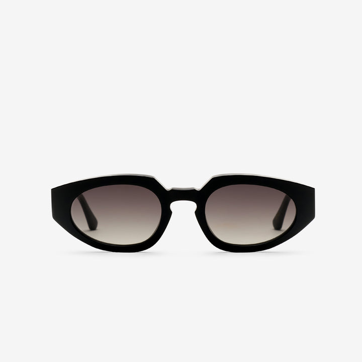 Akira Black | Grey Gradient Lens Front