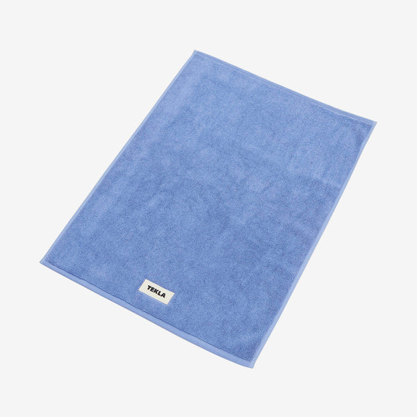 Bath Mat Solid Clear Blue Lifestyle