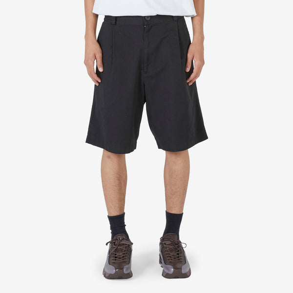 Pleated Wide Short Black