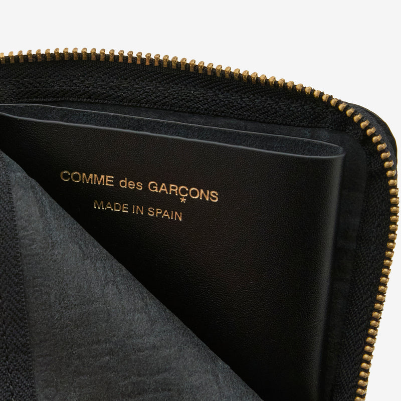 SA3100EL Embossed Logotype Wallet Black Accessories