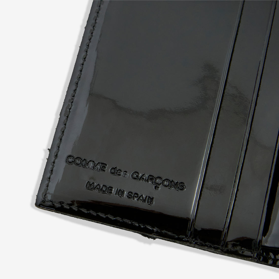 SA0641RH Reversed Hem Wallet Black Accessories