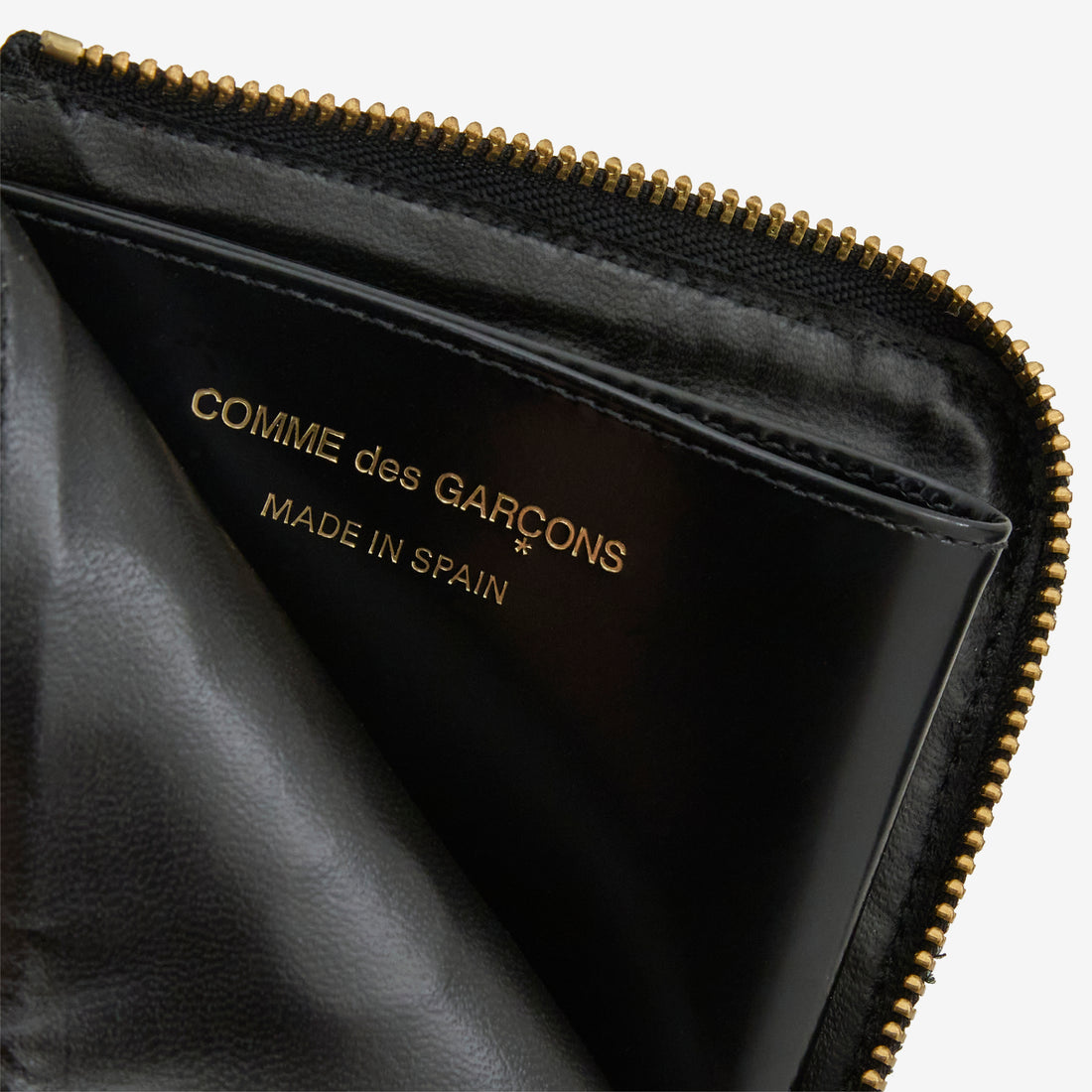 SA3100NE Polka Dots Embossed Wallet Black Accessories