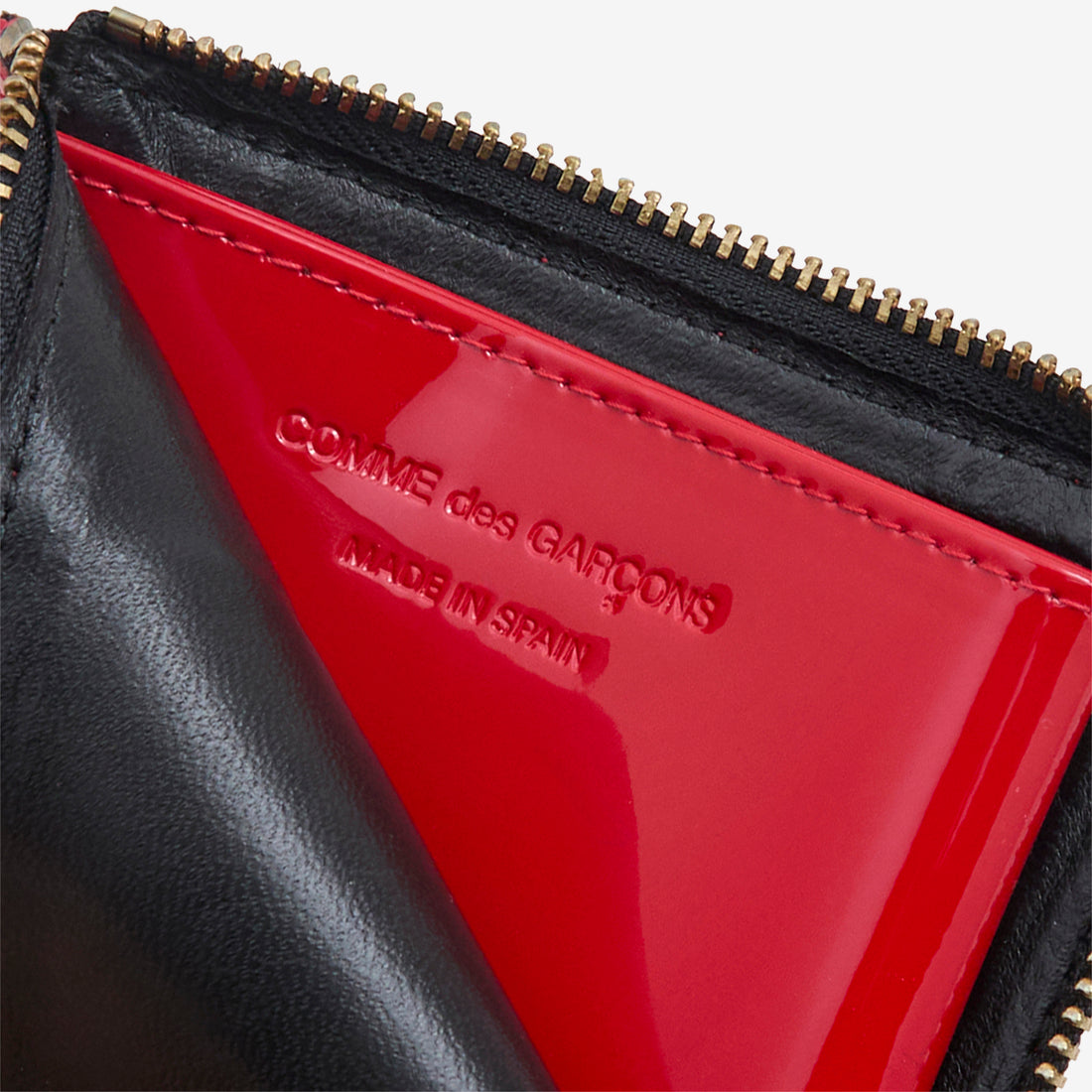 SA3100RH Reversed Hem Wallet Red Accessories