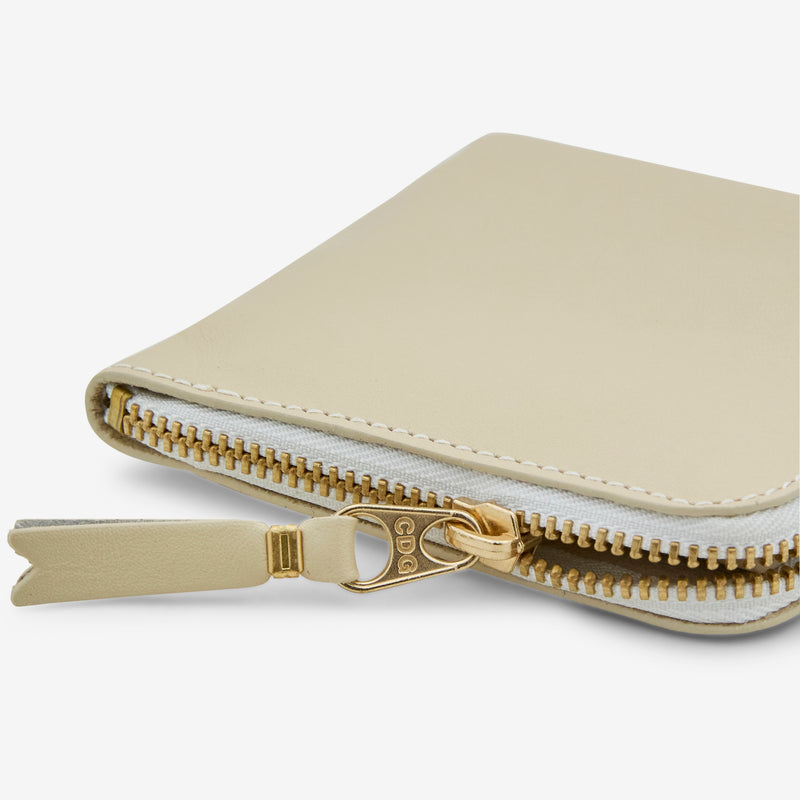 SA3100 Classic Line Wallet Off White – Above The Clouds
