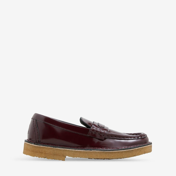 Women's Nomad Loafer Wine Patent Footwear