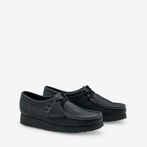 Women's Wallabee Black Tumbled Leather - Main Image