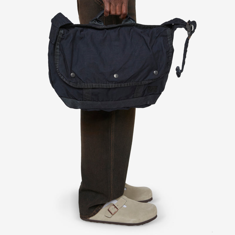 Crag Messenger Bag Navy (M) Bags
