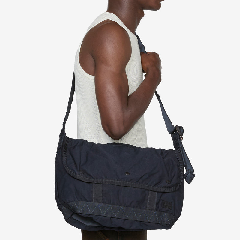 Crag Messenger Bag Navy (M) Bags