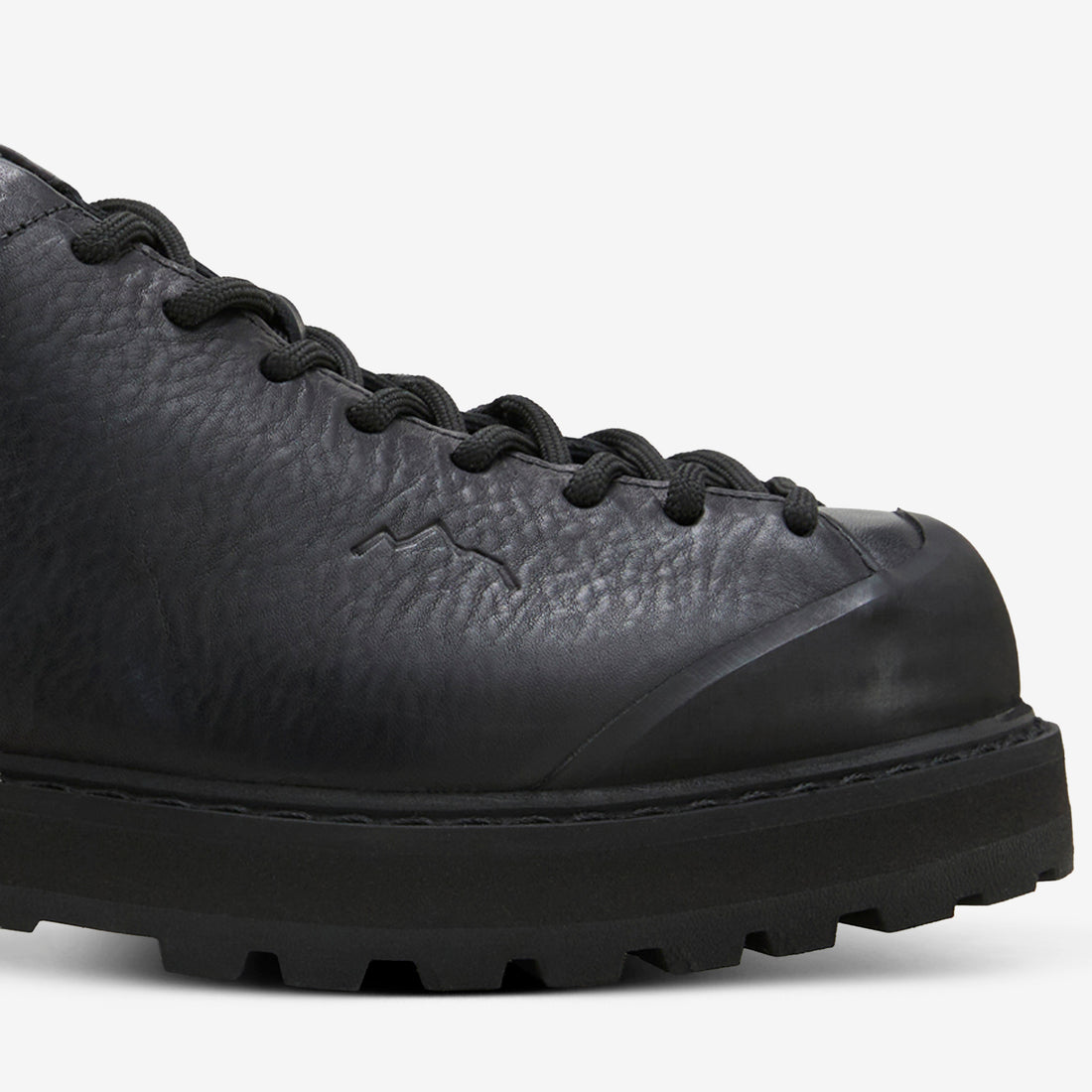 Ampezzo Black Footwear
