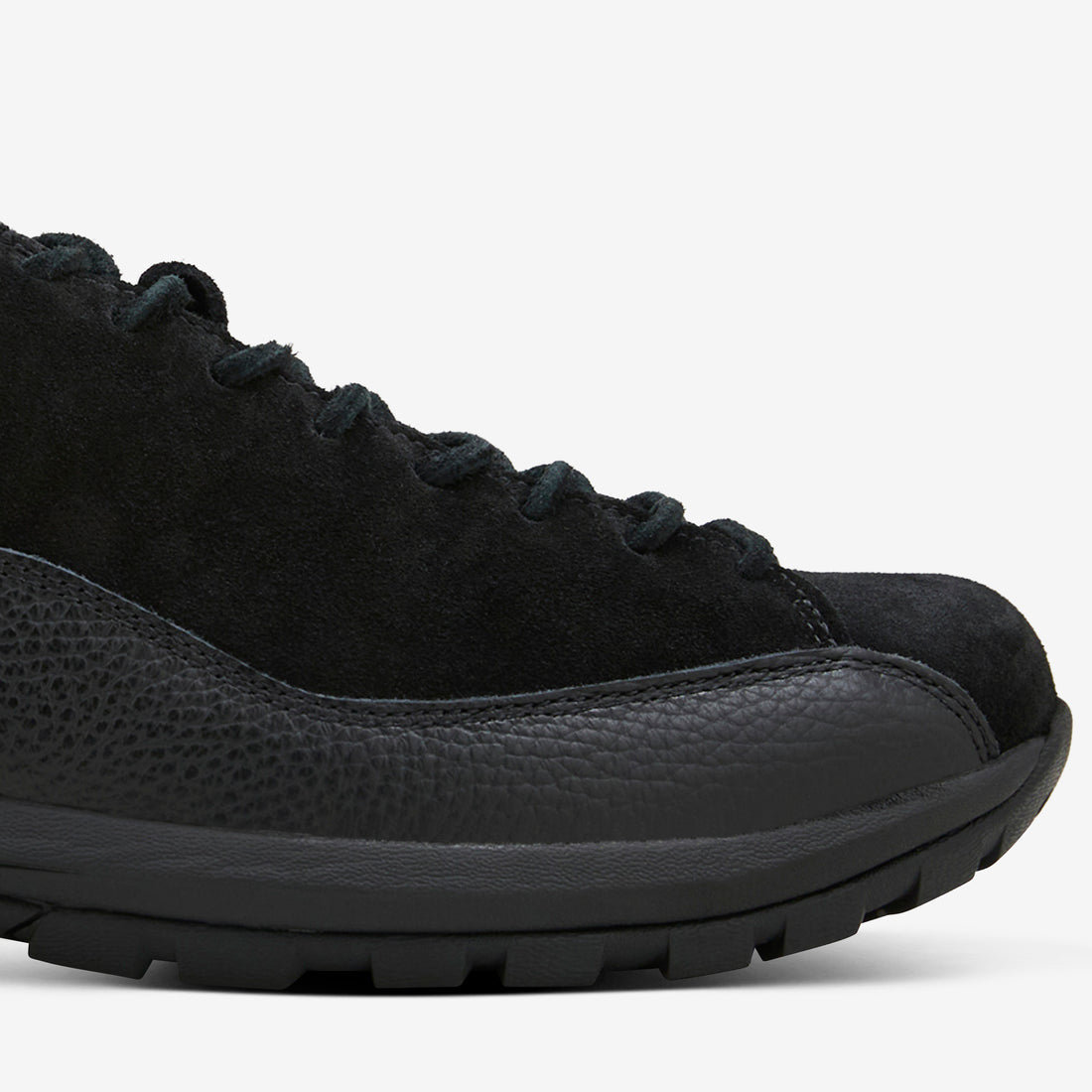 Bardolino Black Footwear