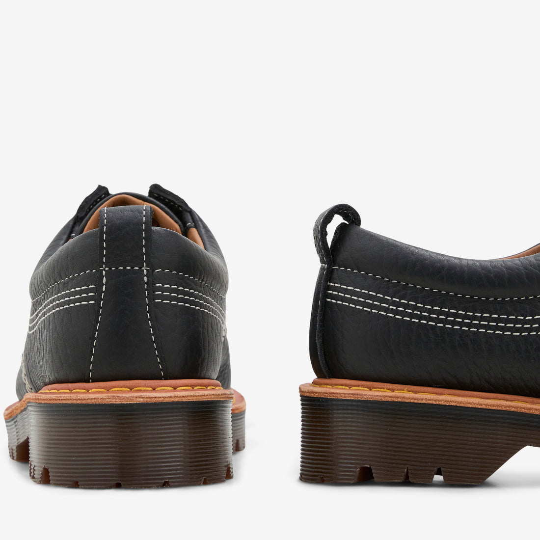 Lowell Black Wild Grain Footwear
