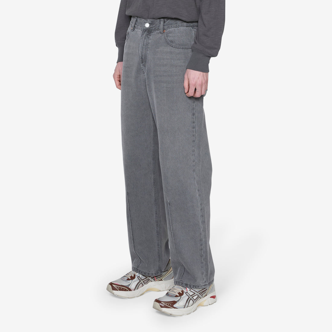 Pin Tuck Loose Fit Denim Pants Washed Grey Pants