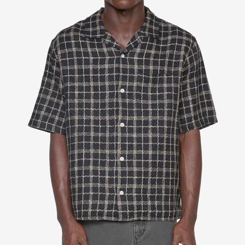 Wavy Linen Short Sleeve Shirt Black Shirts