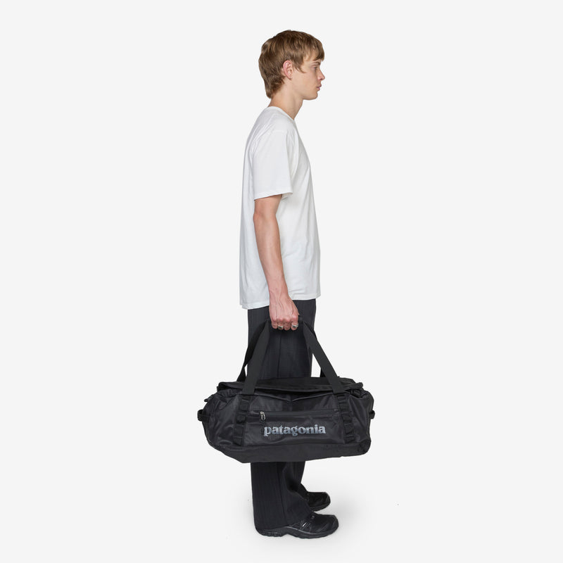 Black Hole Duffle 40L Black Bags